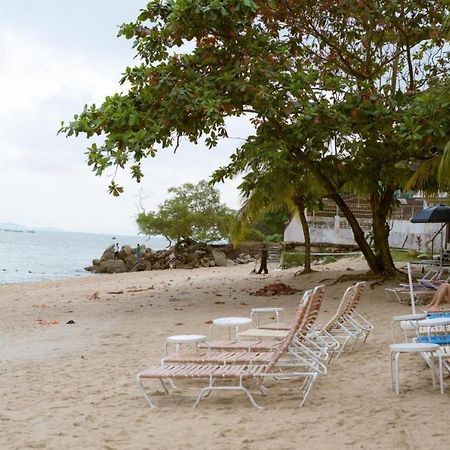 17 Jazz Sweet Beachfront Resort Танджунг-Бунга Экстерьер фото