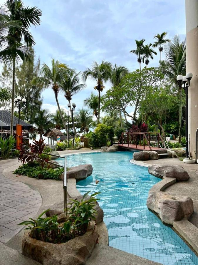 17 Jazz Sweet Beachfront Resort Танджунг-Бунга Экстерьер фото